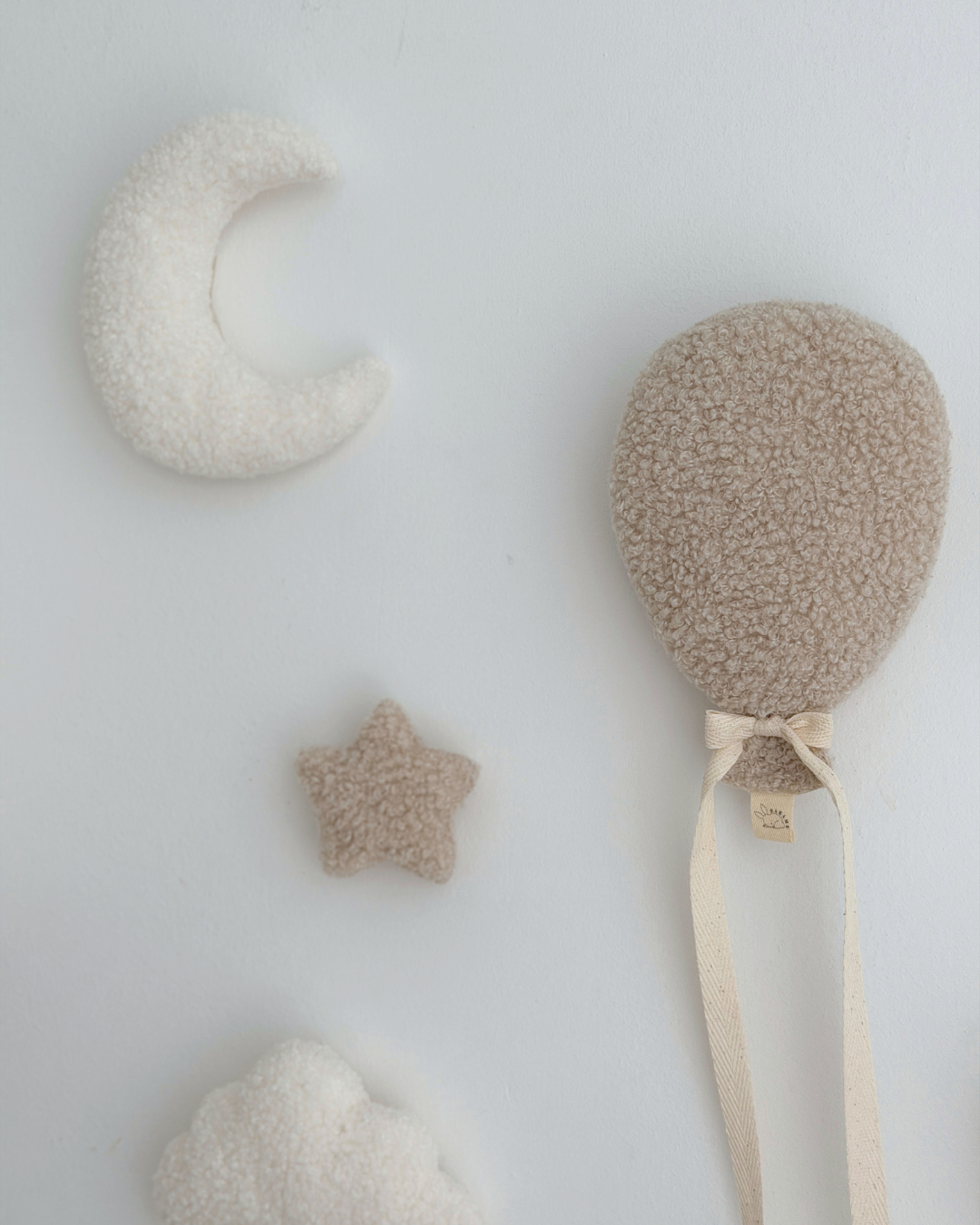 WALL DECORATION BALLOON with moon, stars and clouds