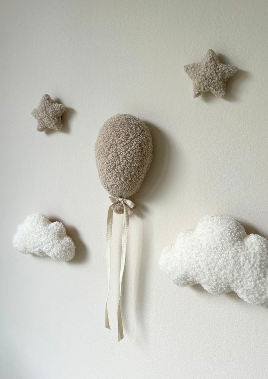 WALL DECORATION BALLOON with stars and clouds SET
