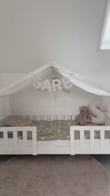 Bouclé NAMESGIRLANDE